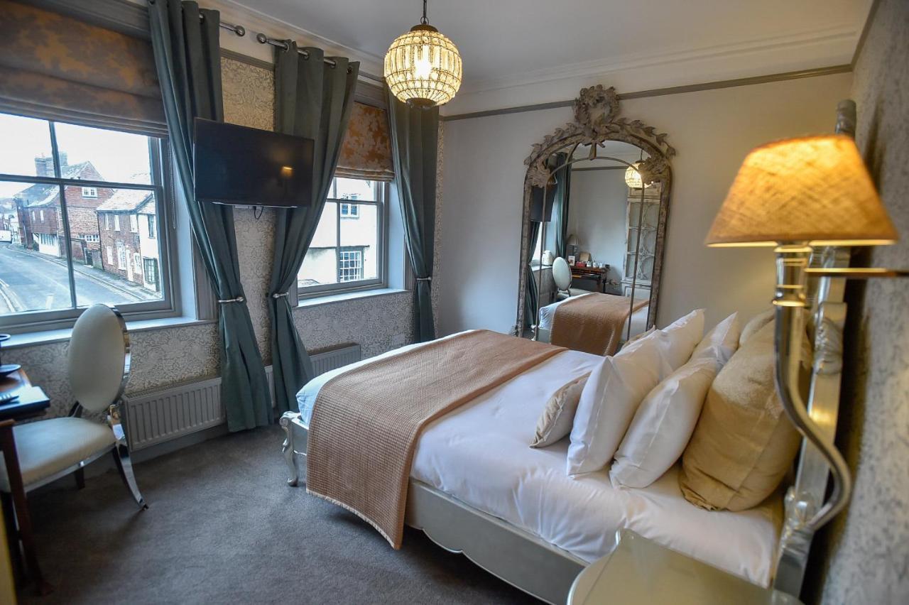 The Kingsbury 7Even 8Ight Bed & Breakfast Marlborough Bagian luar foto