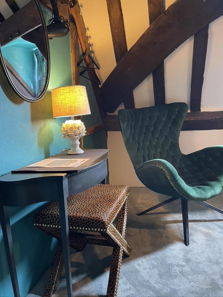 The Kingsbury 7Even 8Ight Bed & Breakfast Marlborough Bagian luar foto